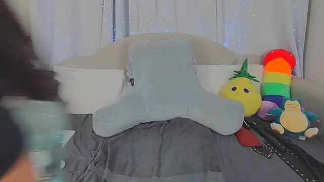MeghanXO online show from April 2026 02:47:02 AM