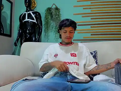 matew rodriguez8 online show from February 2026 05:52:01 AM