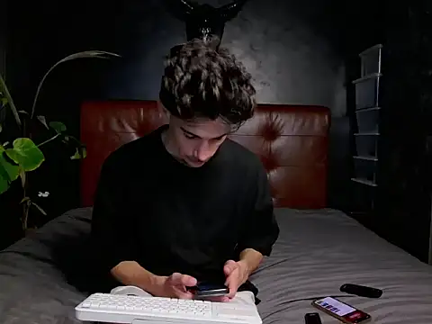 DanielCrush1 online show from October 2025 11:03:01 AM