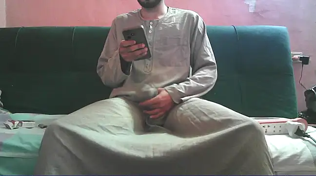 Snapshot of foxsanSs chatting on February 2025 09:32:01 AM foxsanSs online show from February 2025 09:32:01 AM