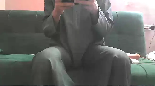 Snapshot of foxsanSs chatting on March 2025 02:52:01 AM foxsanSs online show from March 2025 02:52:01 AM