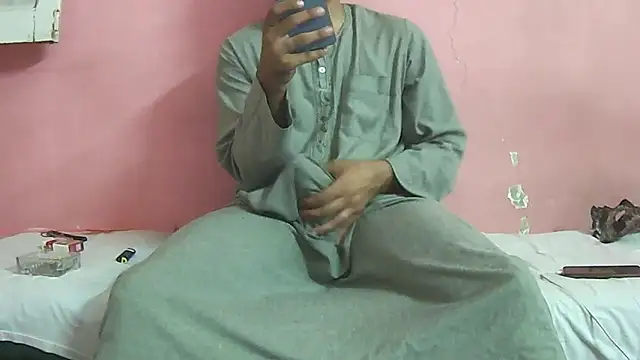 Snapshot of foxsanSs chatting on September 2025 11:48:01 PM foxsanSs online show from September 2025 11:48:01 PM