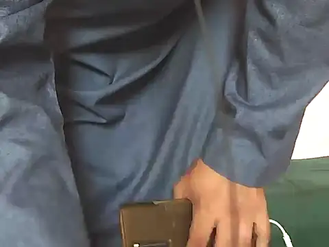 Snapshot of foxsanSs chatting on September 2025 09:25:02 AM foxsanSs online show from September 2025 09:25:02 AM