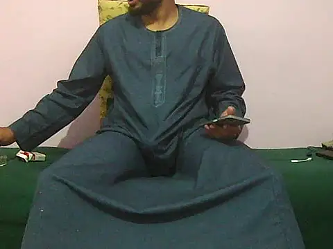 Snapshot of foxsanSs chatting on November 2025 12:57:02 AM foxsanSs online show from November 2025 12:57:02 AM