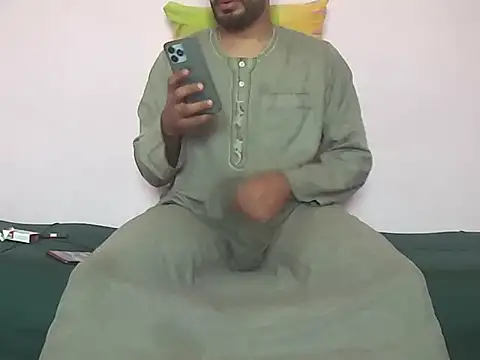 Snapshot of foxsanSs chatting on November 2025 01:21:02 PM foxsanSs online show from November 2025 01:21:02 PM