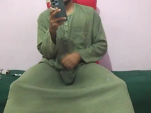 Snapshot of foxsanSs chatting on December 2025 07:53:02 PM foxsanSs online show from December 2025 07:53:02 PM