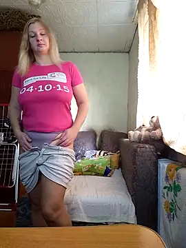 BustyBlond online show from November 2025 06:22:01 AM