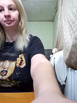 BustyBlond online show from January 2026 04:39:01 AM