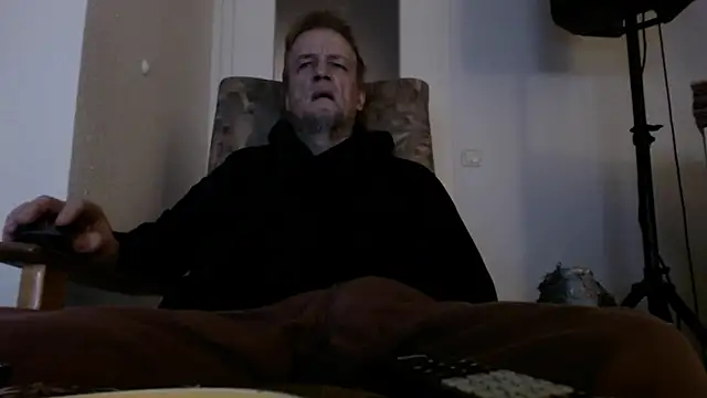 Cordt27 online show from November 2025 08:08:02 PM