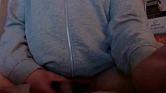 Cordt27 online show from February 2026 08:27:01 PM