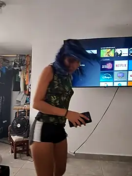 Snapshot of SAT--SU_U chatting on November 2025 04:10:02 PM SAT--SU U online show from November 2025 04:10:02 PM