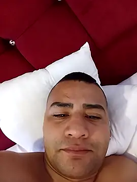 EISONREINA11 online show from October 2025 04:33:01 PM