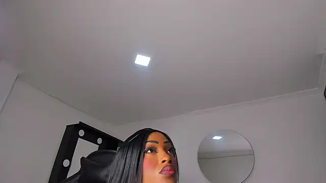 Snapshot of Emattaylor chatting on December 2025 10:57:02 AM Emattaylor online show from December 2025 10:57:02 AM