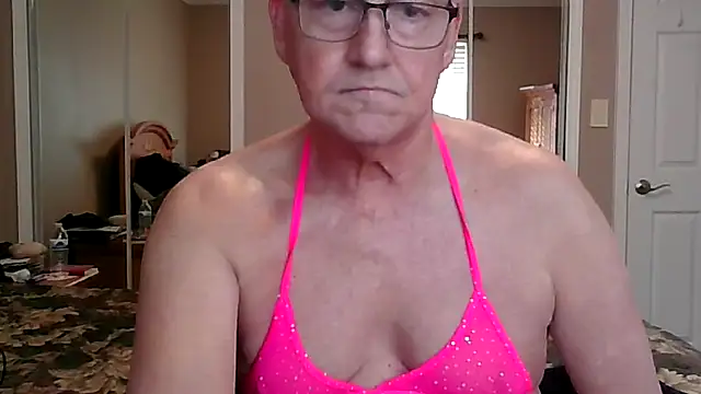 Snapshot of takeitall101 chatting on December 2025 02:23:01 PM takeitall101 online show from December 2025 02:23:01 PM