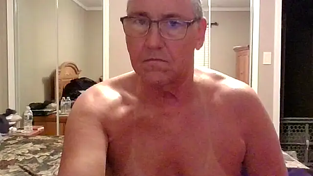 Snapshot of takeitall101 chatting on December 2025 11:43:01 PM takeitall101 online show from December 2025 11:43:01 PM