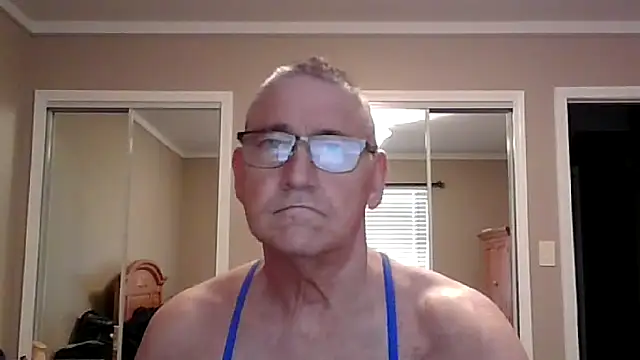 Snapshot of takeitall101 chatting on January 2026 04:00:01 PM takeitall101 online show from January 2026 04:00:01 PM