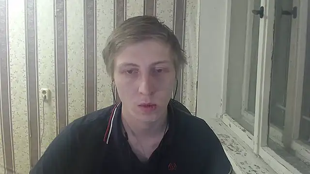 Snapshot of darienlarge chatting on February 2025 07:38:01 PM darienlarge online show from February 2025 07:38:01 PM