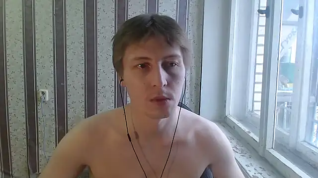 Snapshot of darienlarge chatting on February 2025 07:49:01 AM darienlarge online show from February 2025 07:49:01 AM