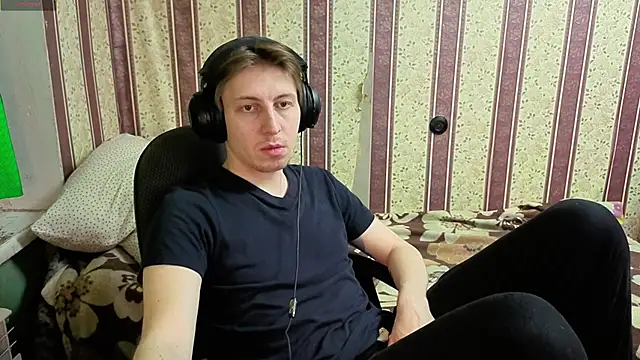 darienlarge online show from December 2025 02:45:02 PM