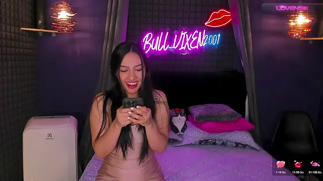 bull vixen2001 online show from October 2025 09:21:02 AM