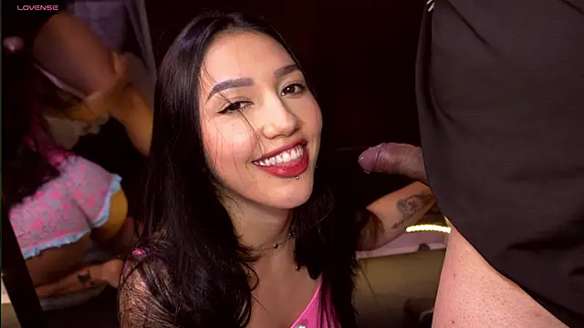 bull vixen2001 online show from April 2026 11:33:02 PM