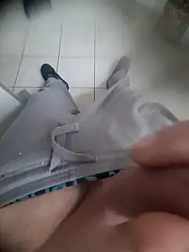 Snapshot of Zauberstab8 chatting on February 2025 08:20:01 AM Zauberstab8 online show from February 2025 08:20:01 AM