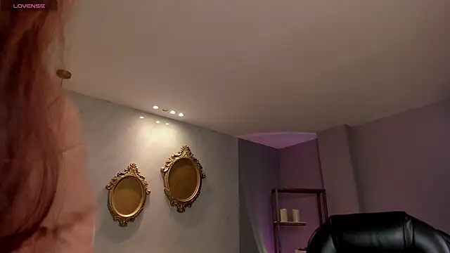 ErikaBenz  online show from October 2025 12:15:02 PM