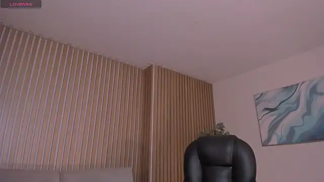 ErikaBenz  online show from February 2026 12:12:01 PM