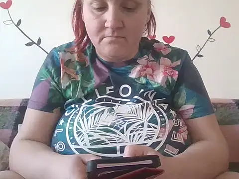 Snapshot of LaraXXX38 chatting on March 2026 06:39:01 AM LaraXXX38 online show from March 2026 06:39:01 AM