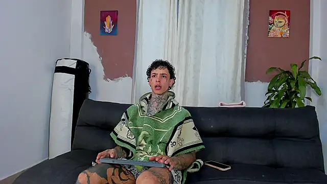 Aron ford online show from October 2025 12:14:02 PM