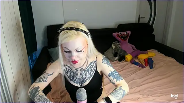 HelenGoat online show from November 2025 08:37:02 AM