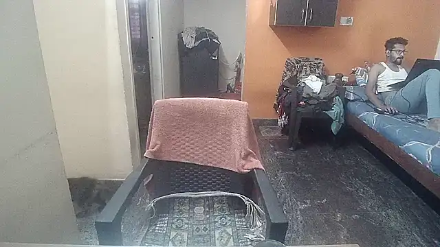 Snapshot of Indiaguy4u chatting on February 2025 06:50:02 AM Indiaguy4u online show from February 2025 06:50:02 AM