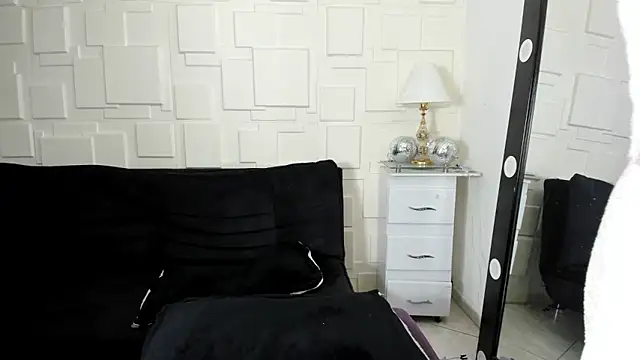 Snapshot of dollpamela chatting on December 2024 11:18:02 PM dollpamela online show from December 2024 11:18:02 PM