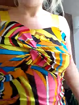 Snapshot of shelby_kutter chatting on February 2025 03:27:02 PM shelby kutter online show from February 2025 03:27:02 PM