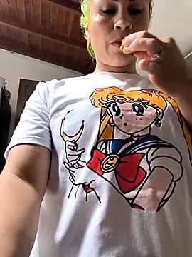 Snapshot of shelby_kutter chatting on October 2025 04:16:01 PM shelby kutter online show from October 2025 04:16:01 PM