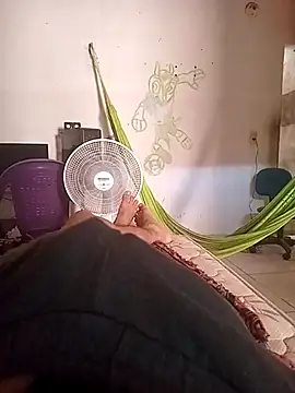 Snapshot of JOHN_GOSTOSO chatting on December 2025 04:34:02 PM JOHN GOSTOSO online show from December 2025 04:34:02 PM