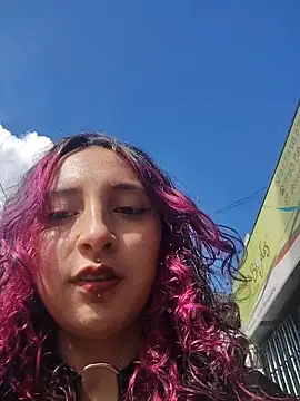 Snapshot of _Laary chatting on November 2025 07:35:02 PM Laary online show from November 2025 07:35:02 PM