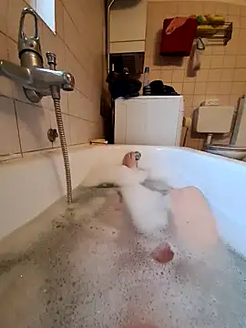 Snapshot of toeloverlive chatting on January 2025 09:24:01 AM toeloverlive online show from January 2025 09:24:01 AM