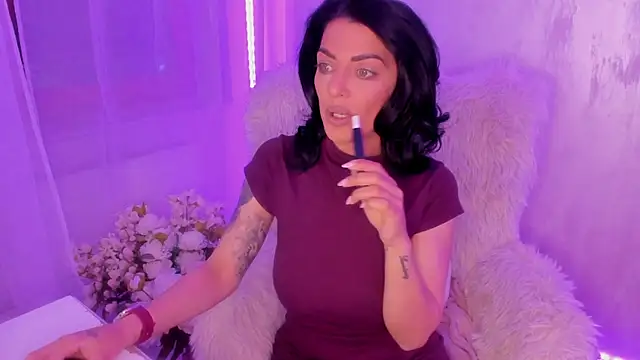 ElisaBaxter online show from April 2026 03:24:01 AM