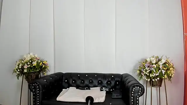 SSCARLETH  online show from May 2026 12:54:02 PM