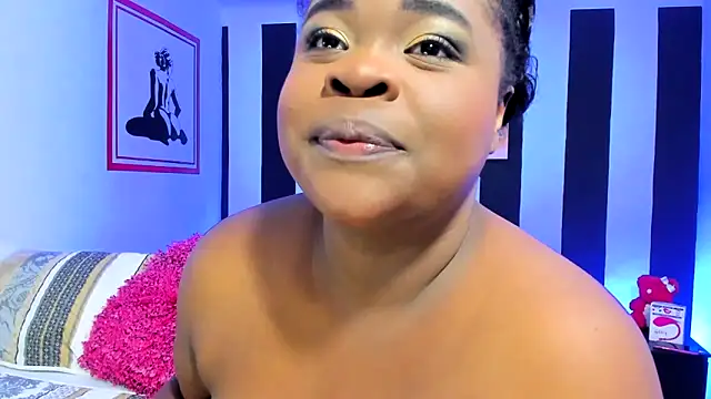 Snapshot of YeminaLeman chatting on December 2024 12:48:02 AM YeminaLeman online show from December 2024 12:48:02 AM