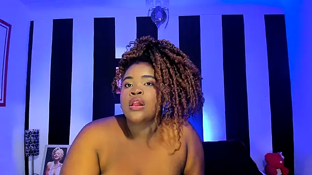 Snapshot of YeminaLeman chatting on March 2025 05:24:02 PM YeminaLeman online show from March 2025 05:24:02 PM