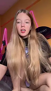 -veranito- online show from May 2026 03:12:01 AM