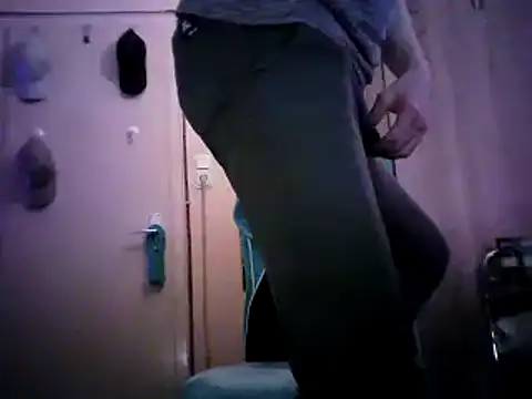 Snapshot of PassiveStute25 chatting on February 2025 09:46:01 AM PassiveStute25 online show from February 2025 09:46:01 AM