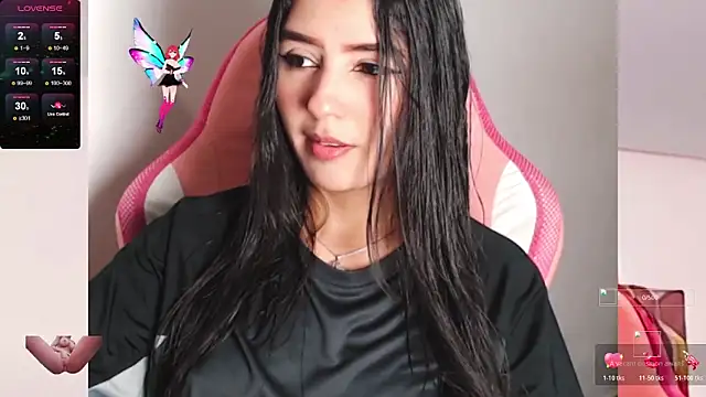 Snapshot of Danae_999 chatting on November 2025 10:53:02 PM Danae 999 online show from November 2025 10:53:02 PM