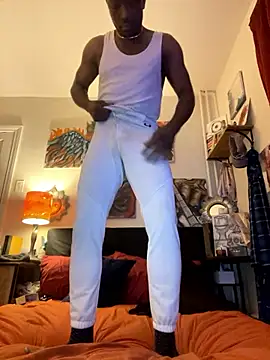 Snapshot of KingB8r chatting on October 2025 11:43:01 PM KingB8r online show from October 2025 11:43:01 PM