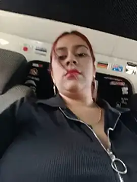 Latina sexy1 online show from June 2026 02:32:02 PM