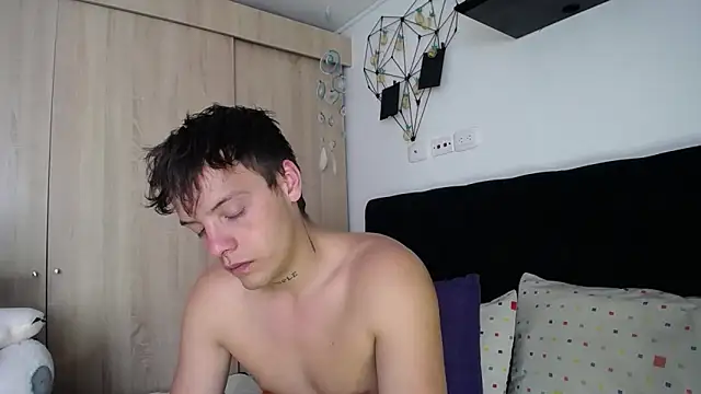 Santiago kiler online show from September 2025 05:07:02 PM