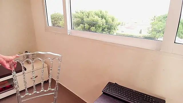 Snapshot of Sassy--Girl chatting on October 2025 06:05:02 PM Sassy--Girl online show from October 2025 06:05:02 PM