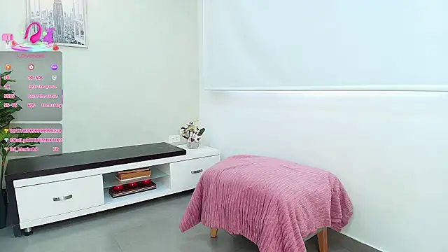 Snapshot of Sassy--Girl chatting on October 2025 06:51:01 PM Sassy--Girl online show from October 2025 06:51:01 PM